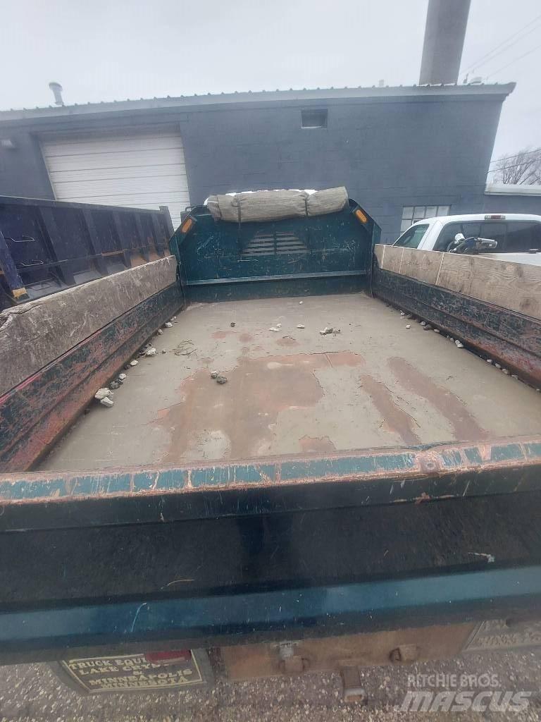 International 4200 Kiper tovornjaki