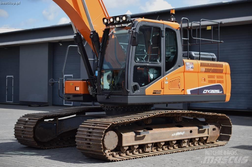 Doosan DX 225 LC-5 Bagri goseničarji