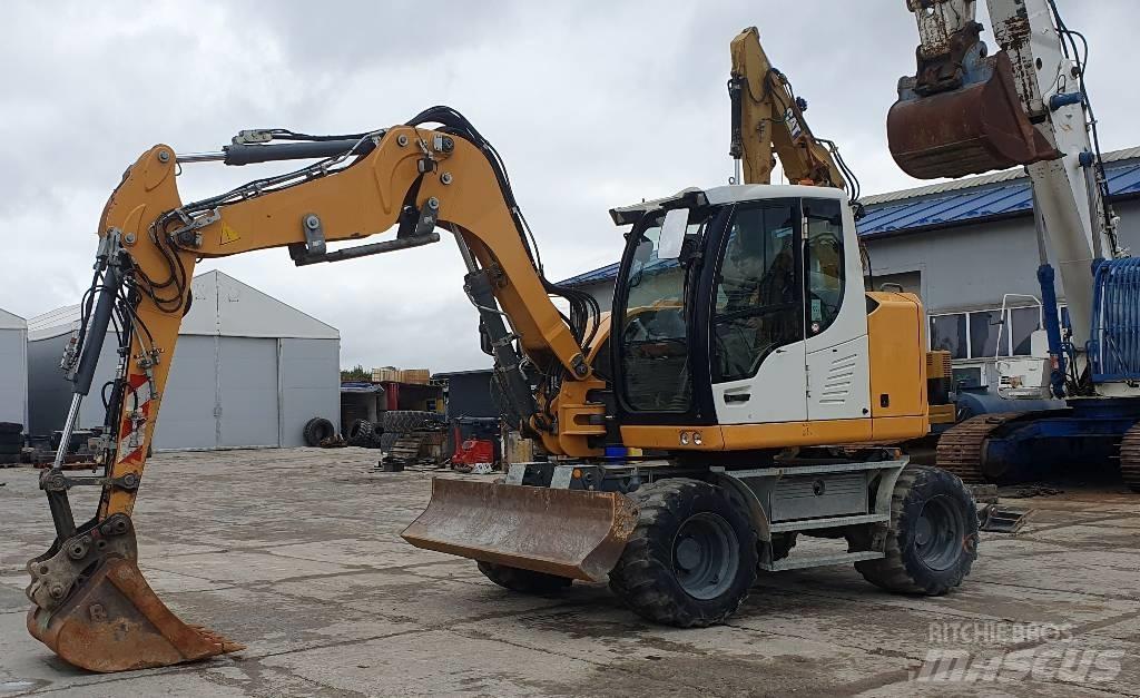Liebherr A 910 Bagri na kolesih