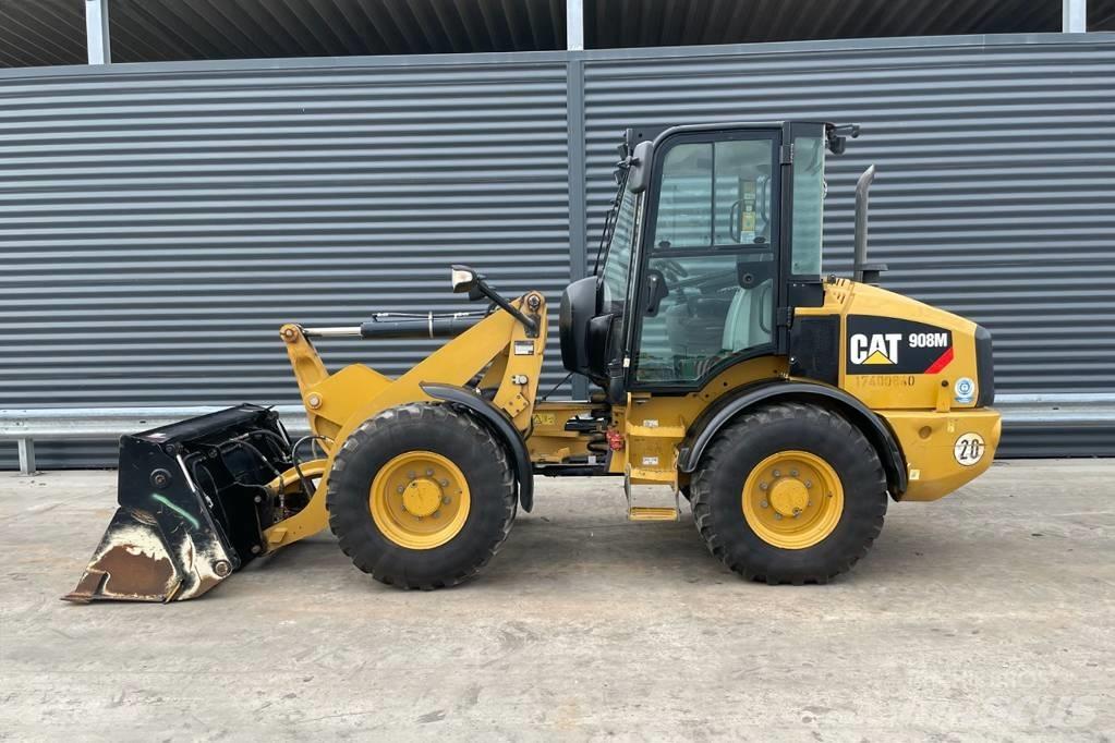 CAT 908M Kolesni nakladalci