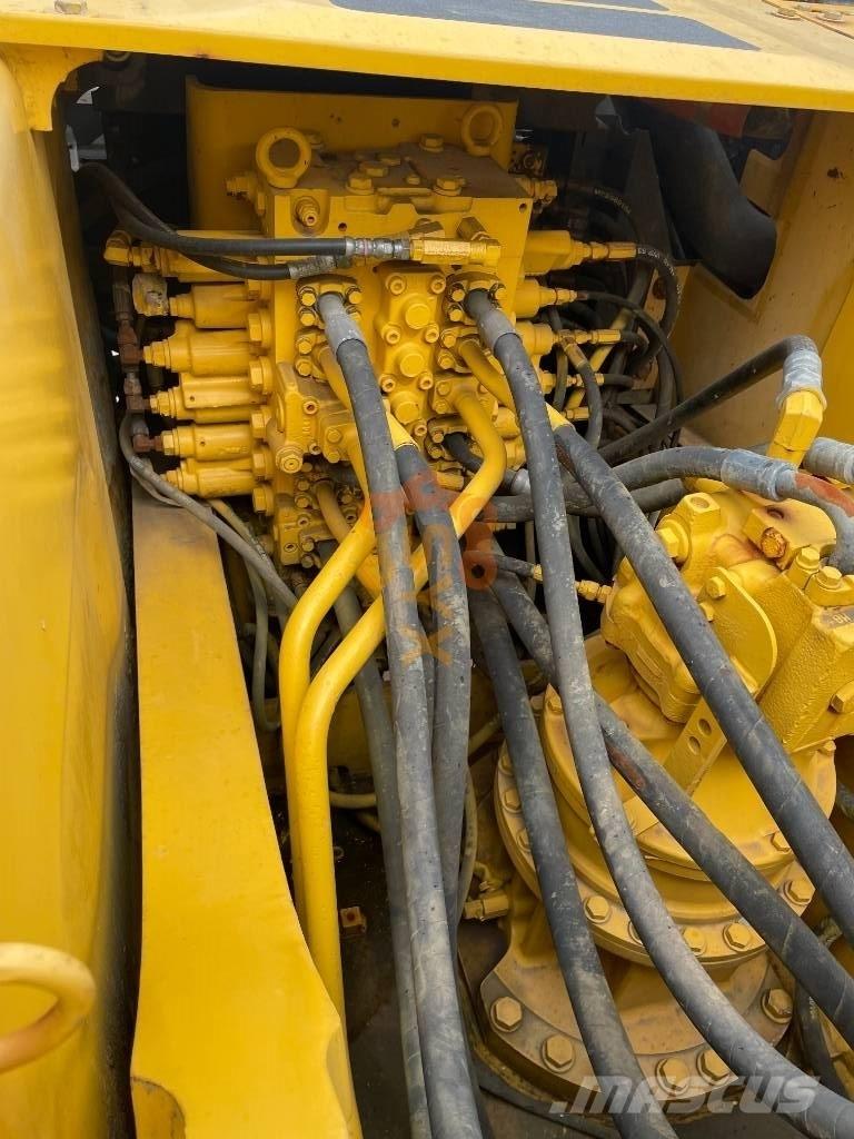 Komatsu PC 270 Bagri goseničarji