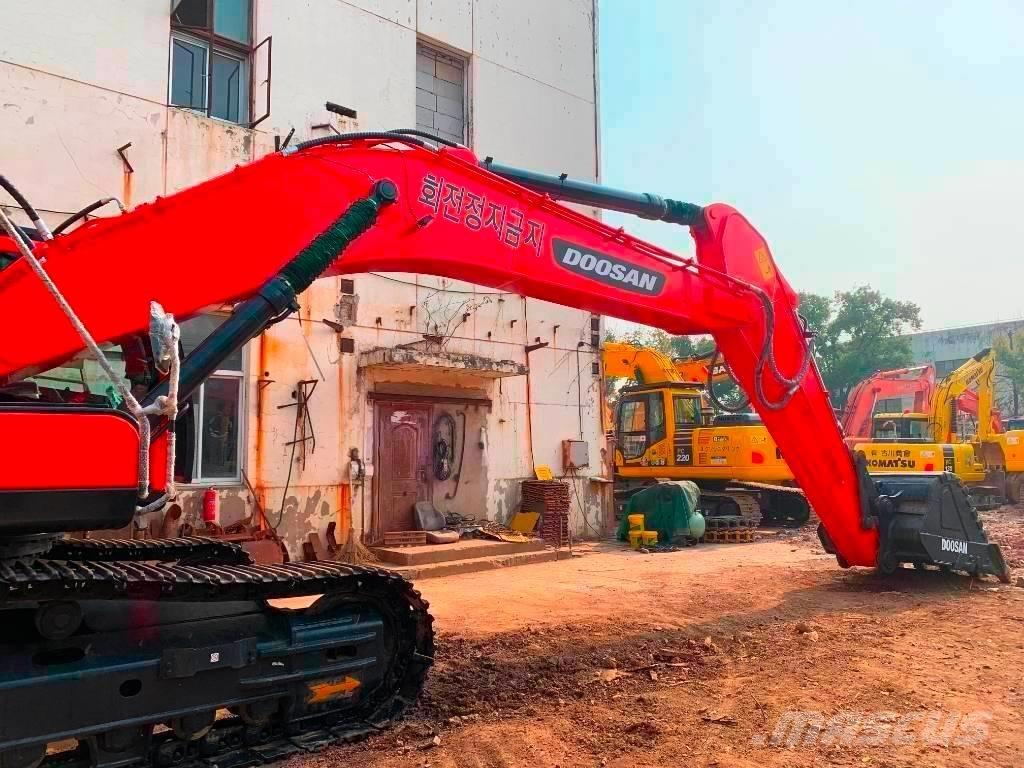 Doosan DX 340 LCA Bagri goseničarji