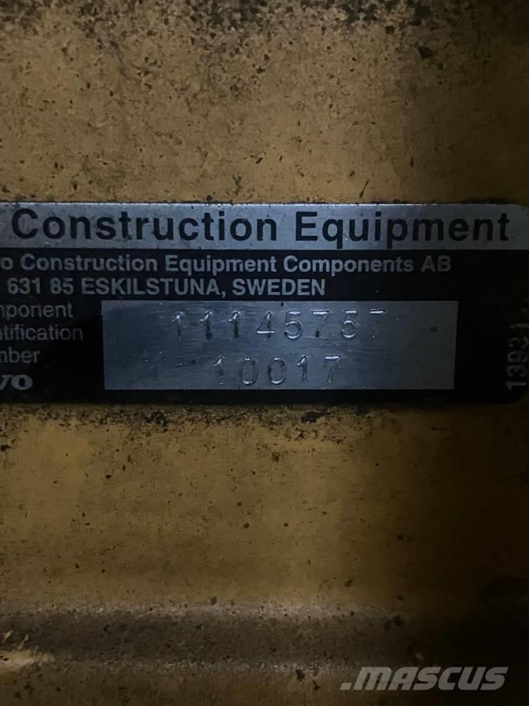 Volvo L 350 F Kolesni nakladalci