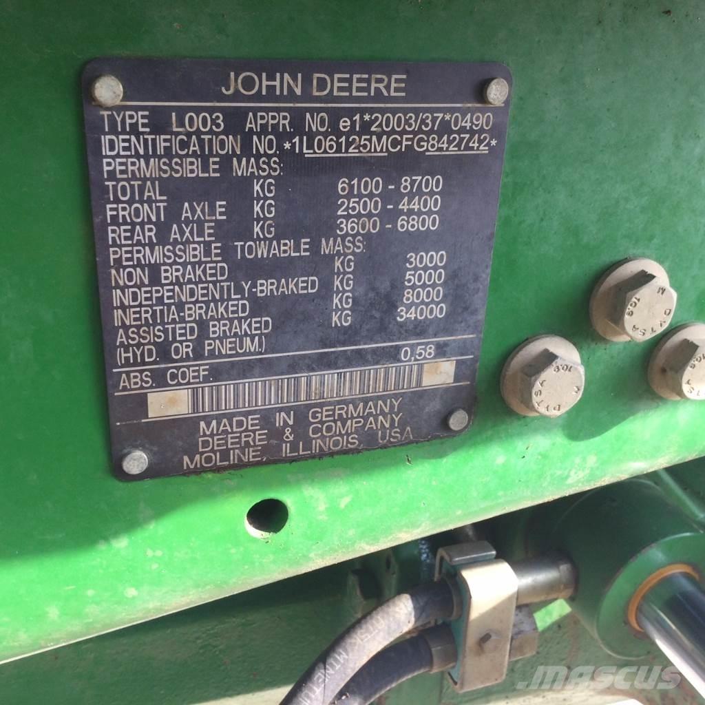 John Deere 6125M Traktorji