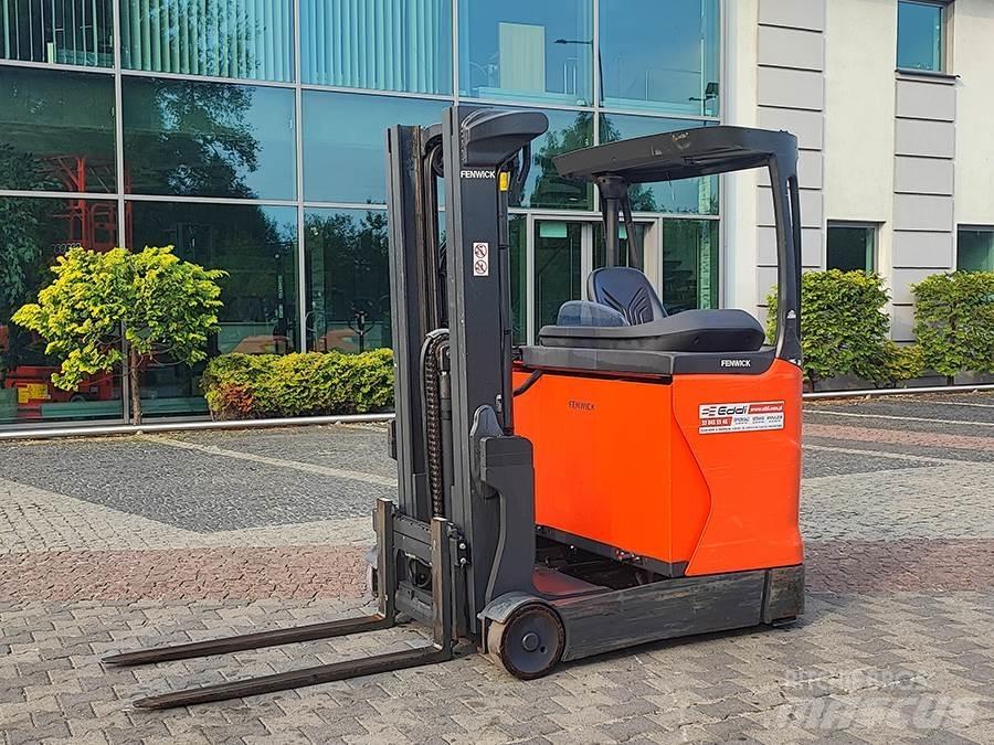 Linde R20B-01 Viličarji s pomičnim teleskopom