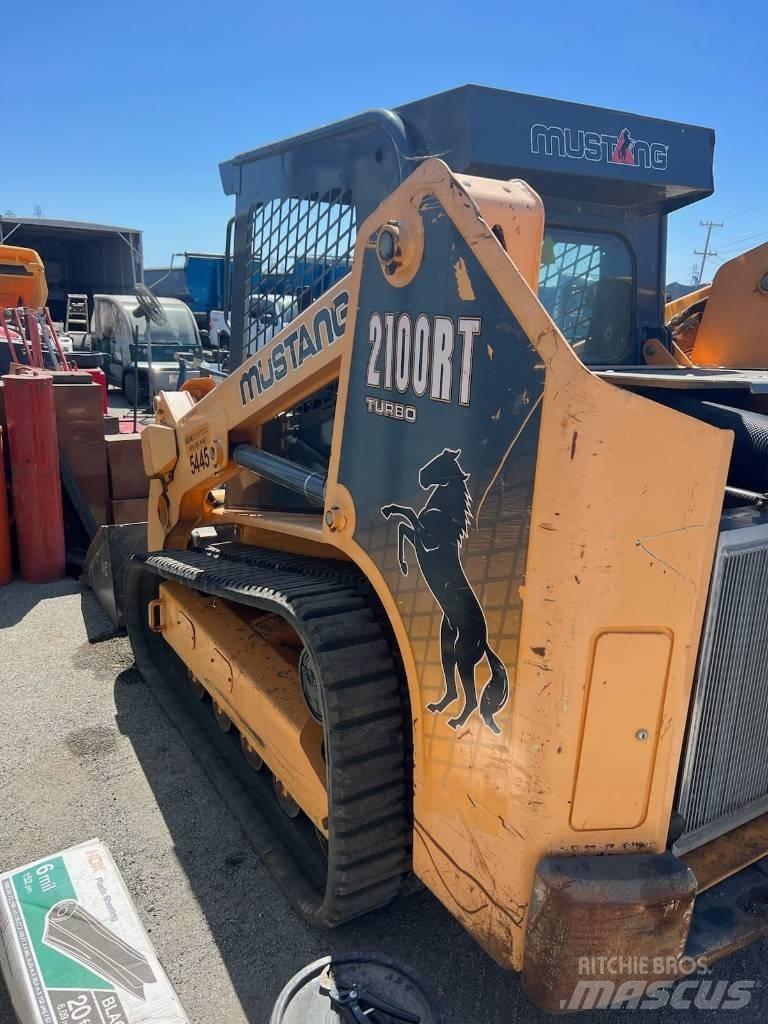 Mustang 2100RT Skid steer mini nakladalci
