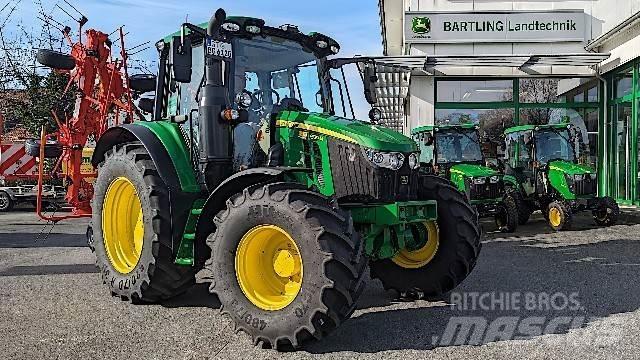 John Deere JD 6120M Traktorji