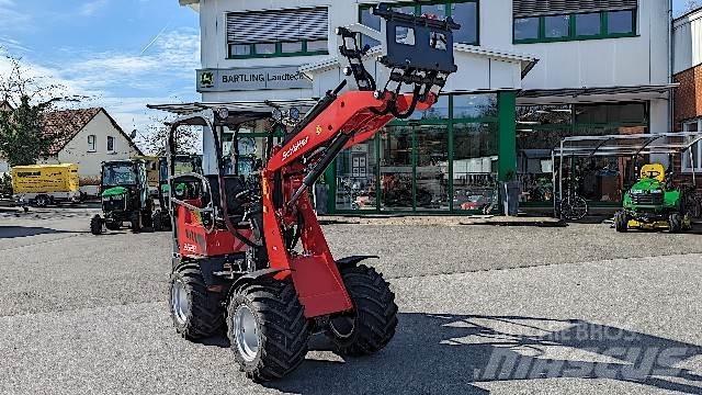 Schäffer 2628 Kmetijski teleskopski nakladalci