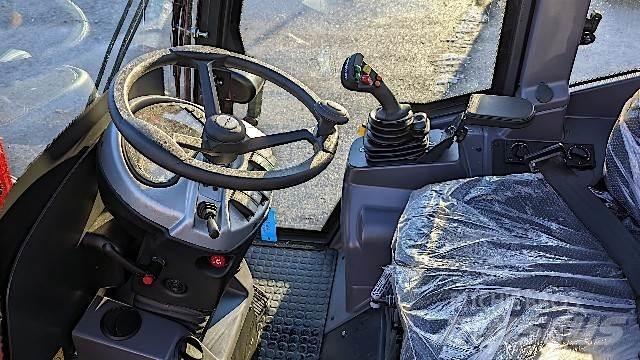 Schäffer 4670T-2 Kmetijski teleskopski nakladalci