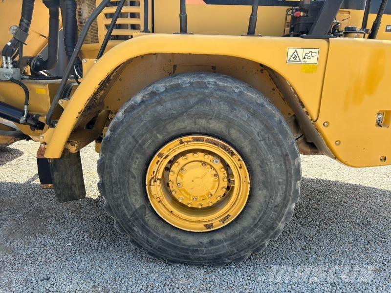 CAT 730 Zglobni demperji