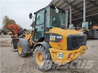 CAT 908 Kolesni nakladalci