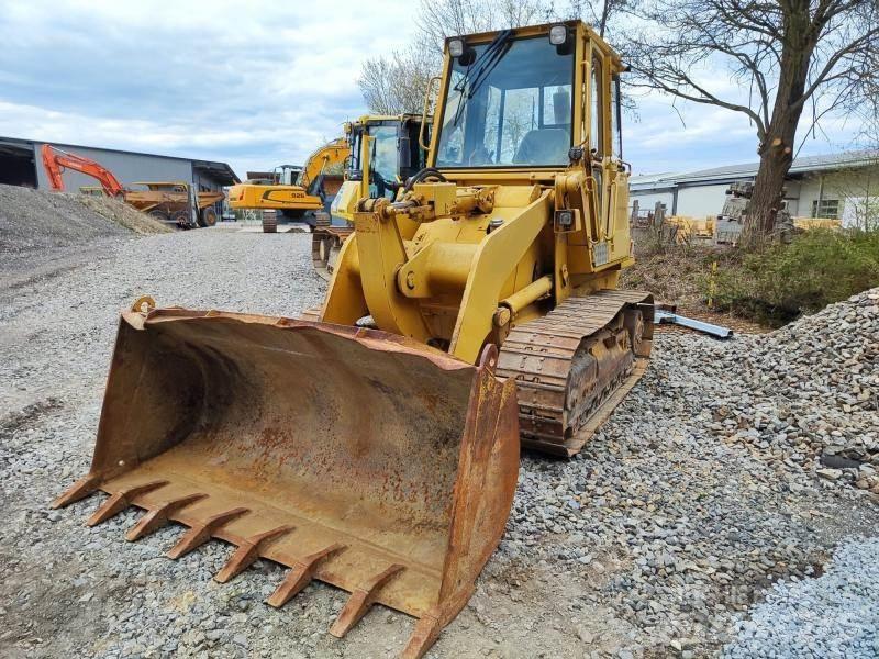 CAT 943 Nakladalci goseničarji