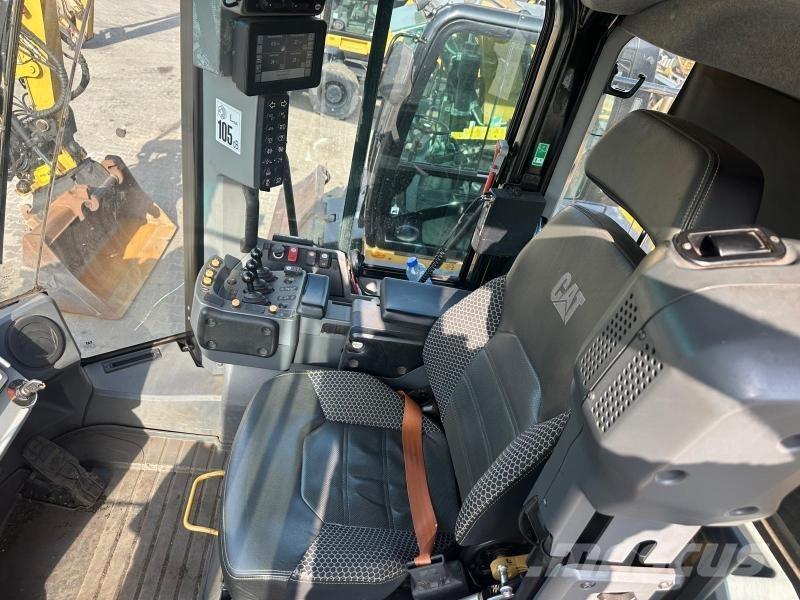 CAT 966M XE Kolesni nakladalci