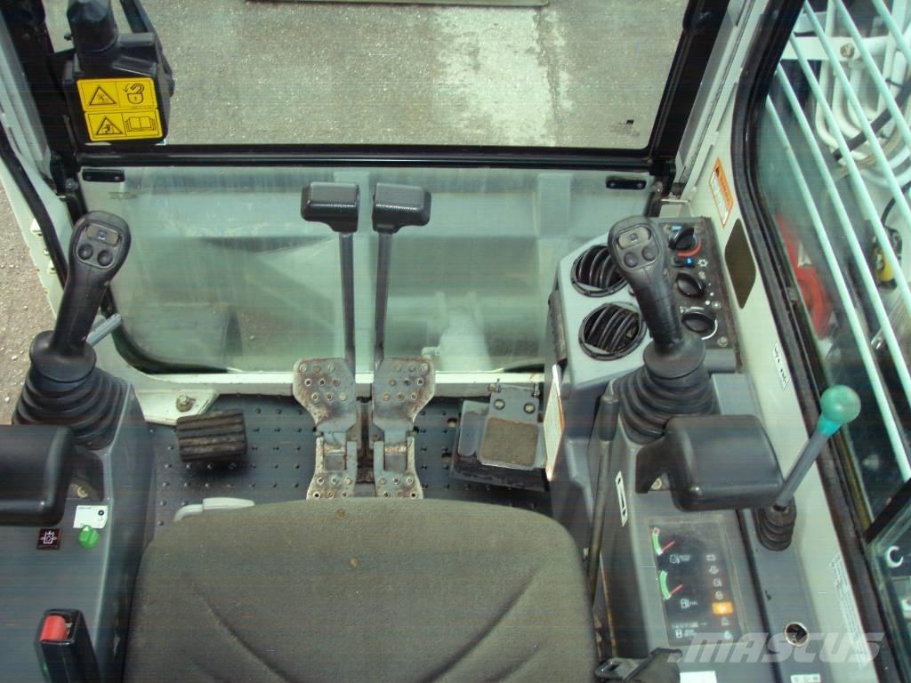 Takeuchi TB 153 FR Mini bagri <7t