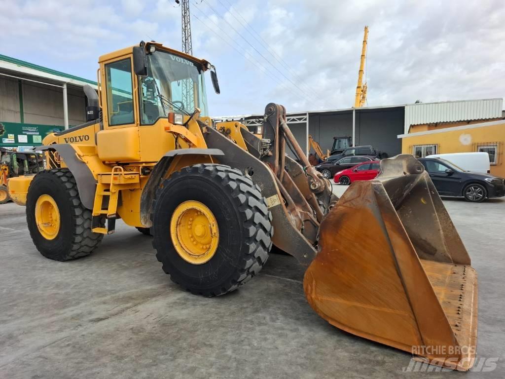 Volvo L 120 E Kolesni nakladalci