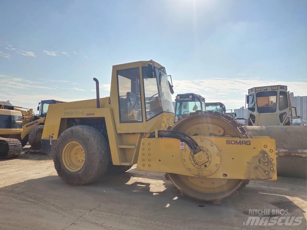 Bomag BW 217 Enojni valjarji