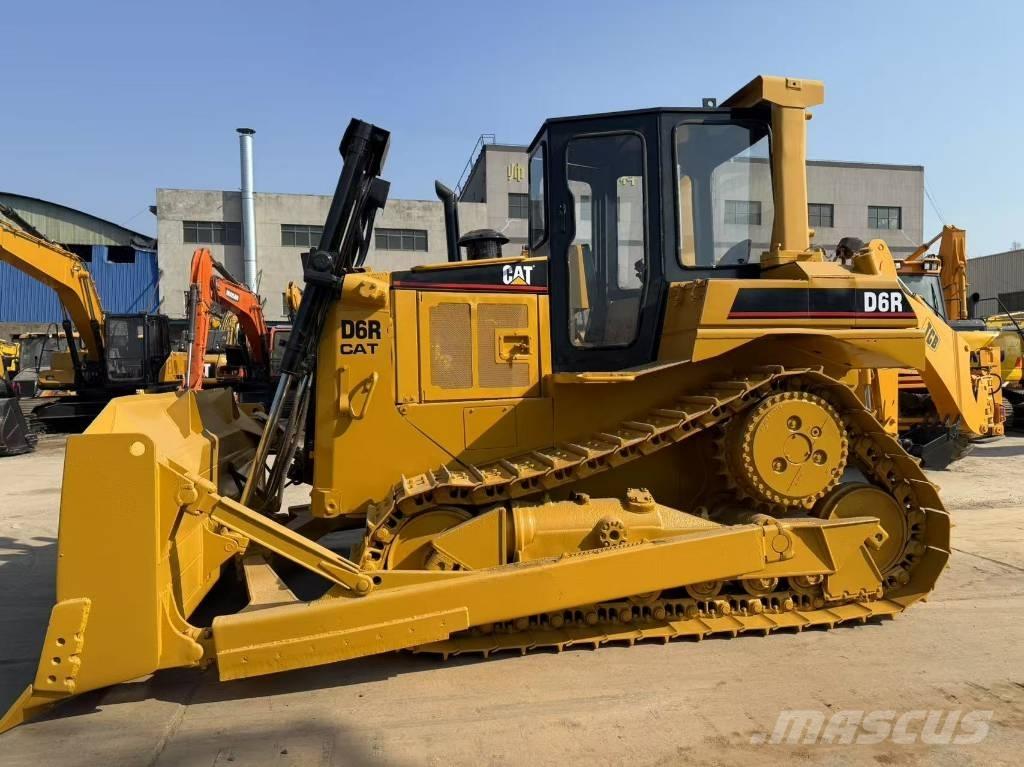 CAT D 6 R Buldožerji goseničarji