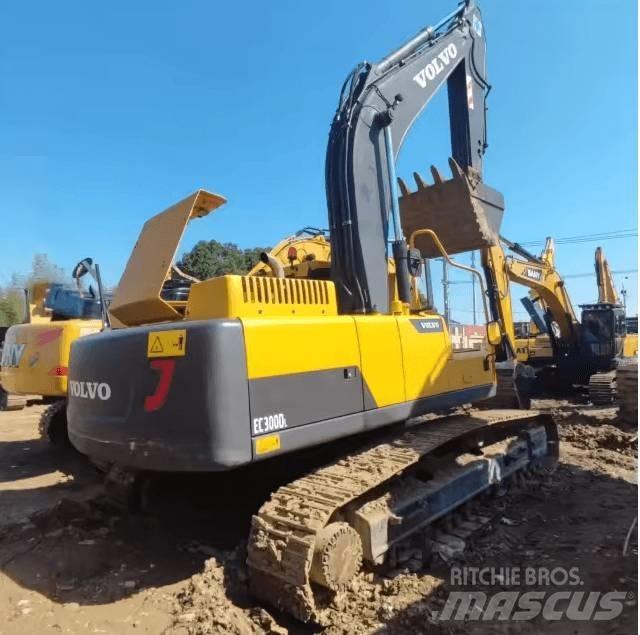 Volvo EC 300 D L Bagri goseničarji