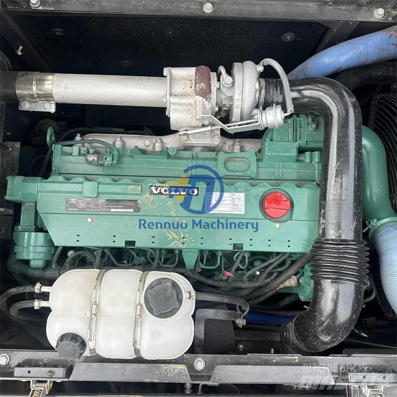 Volvo EC210 Bagri goseničarji