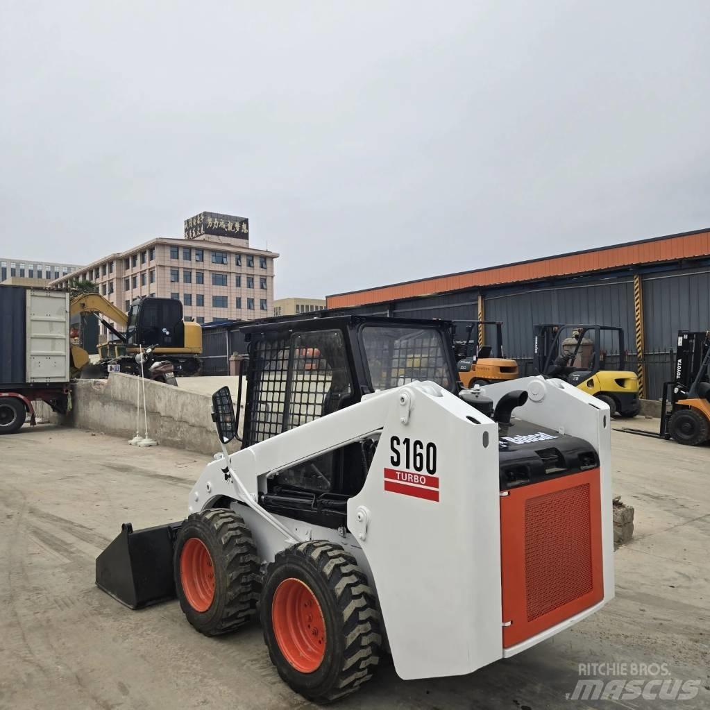 Bobcat S 160 Skid steer mini nakladalci