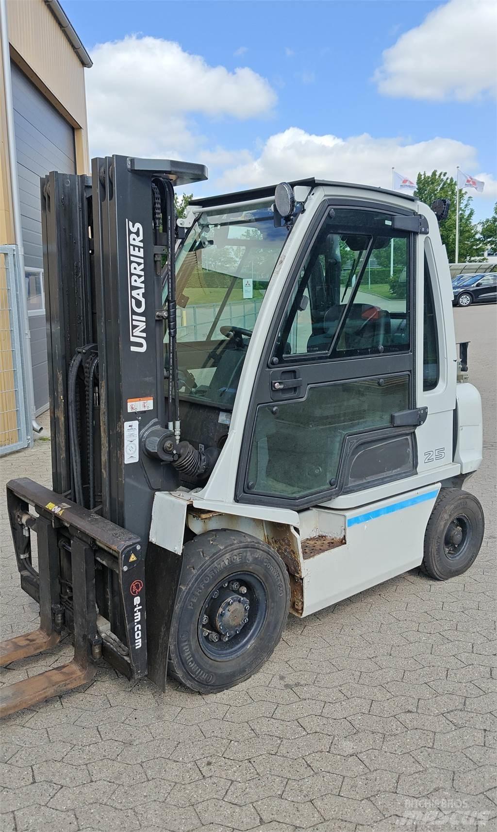UniCarriers DX20 Plinski viličarji