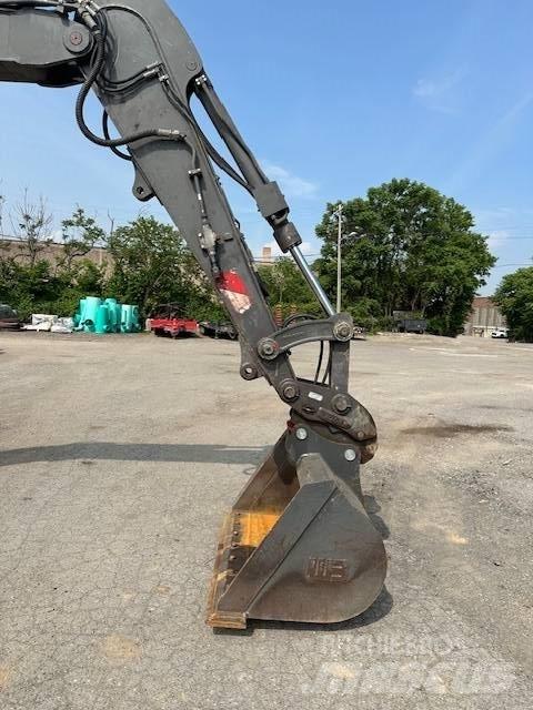 Volvo ECR 88 D Bagri goseničarji