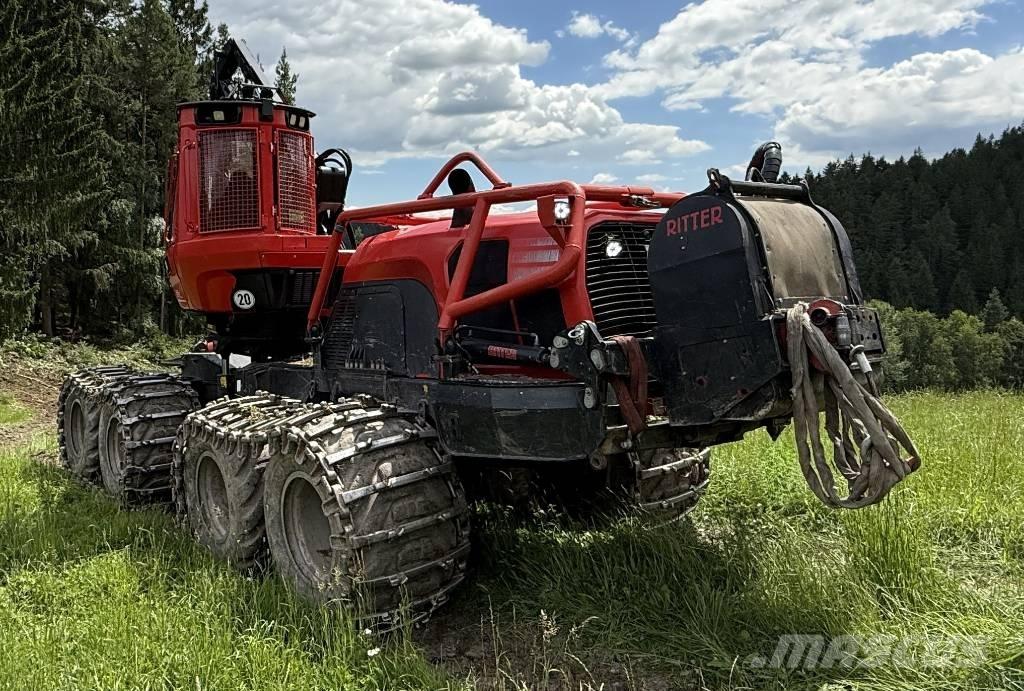 Komatsu 931XC Harvesterji