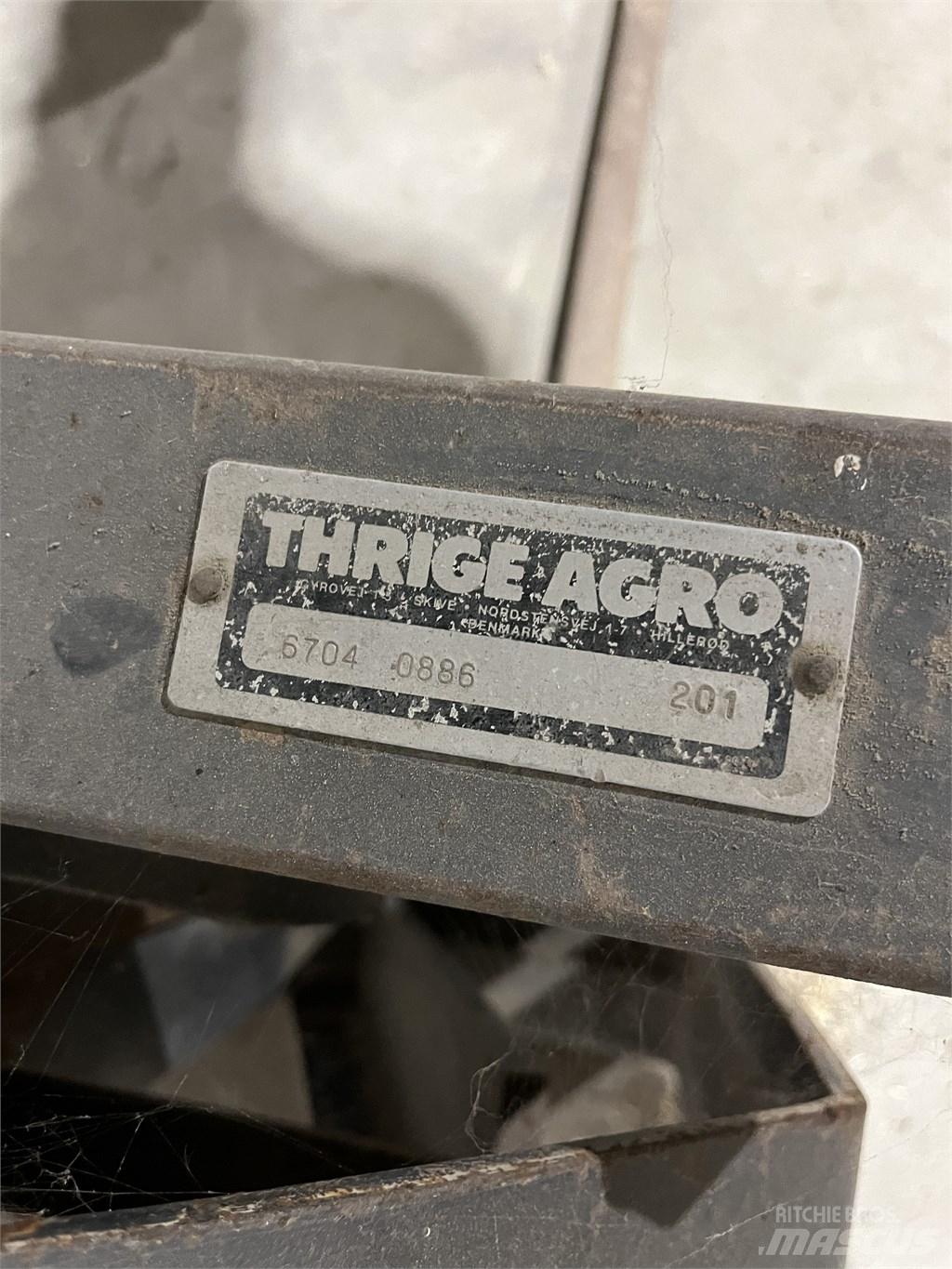 Thrige Halmspyd Priključki za čelni nakladalec