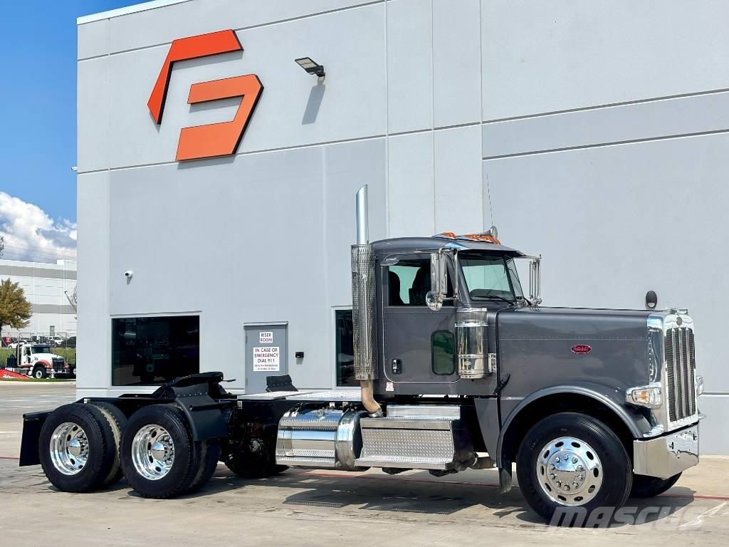 Peterbilt 389 Vlačilci
