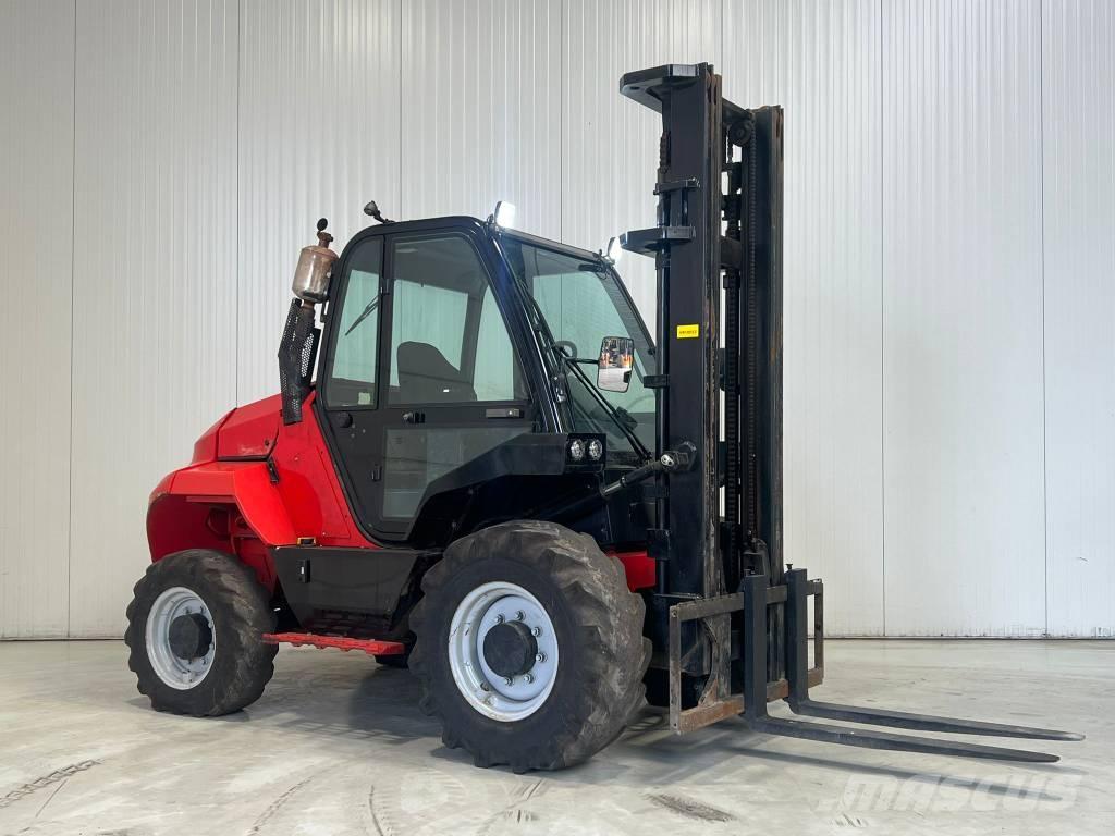 Manitou M30-4 Terenski viličar