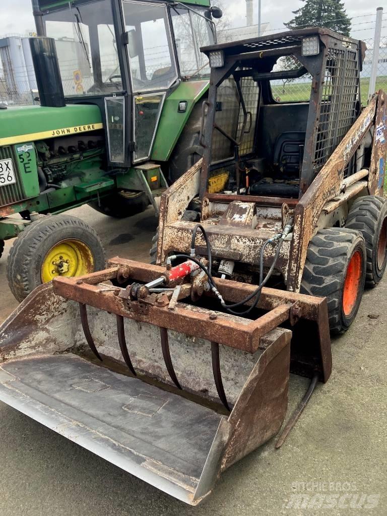 Bobcat 743 Skid steer mini nakladalci