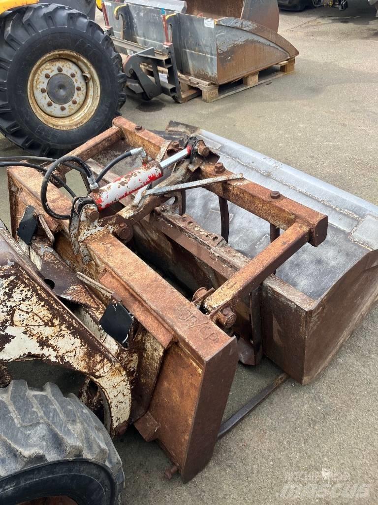 Bobcat 743 Skid steer mini nakladalci