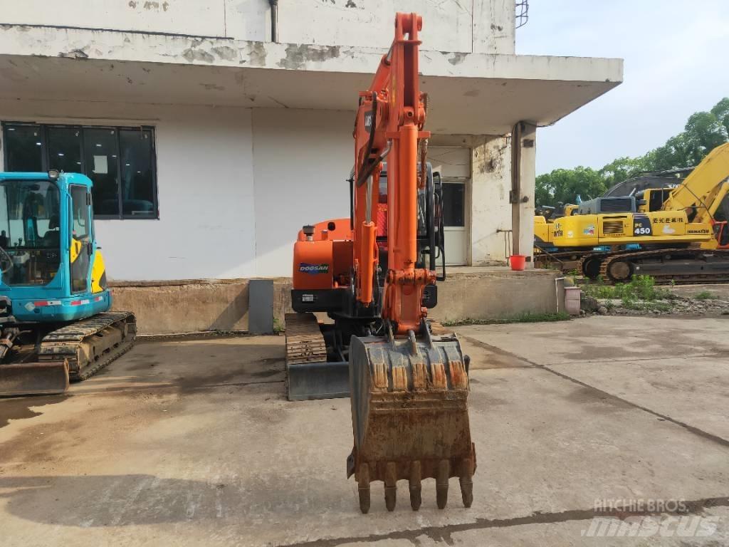 Doosan DH 55 Mini bagri <7t