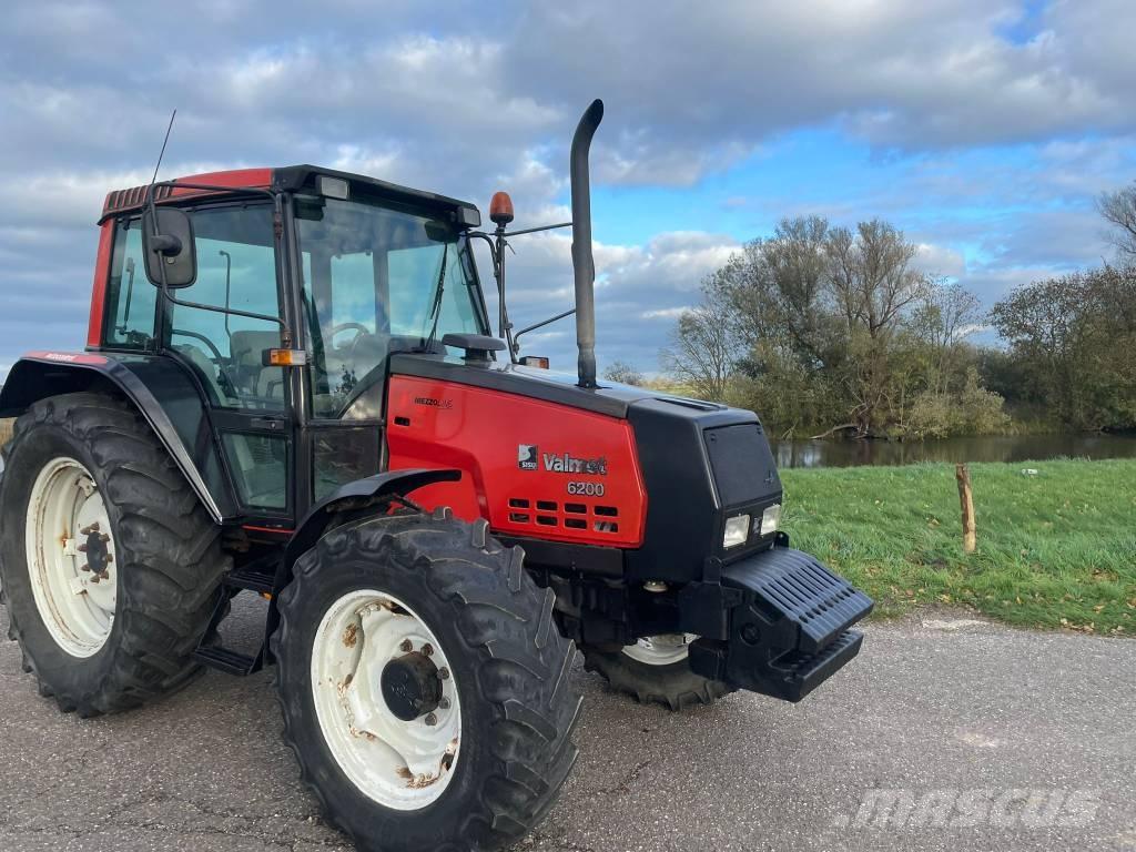 Valmet 6200 Traktorji