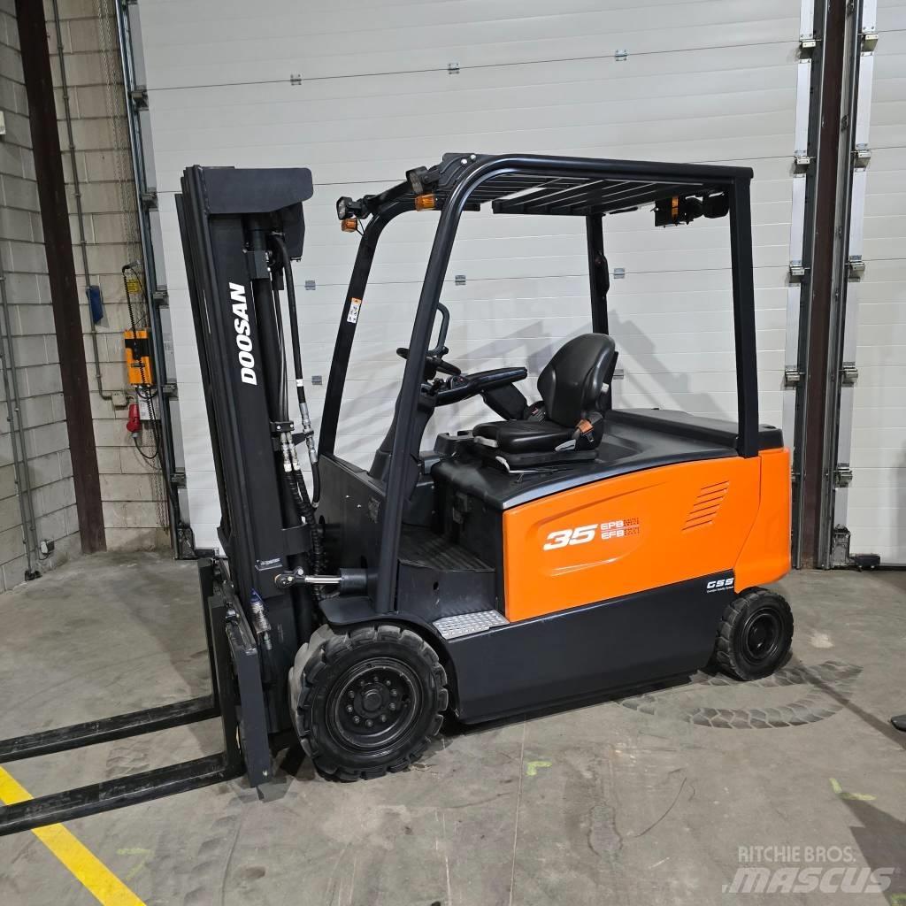 Doosan B 35 X-7 Električni viličarji