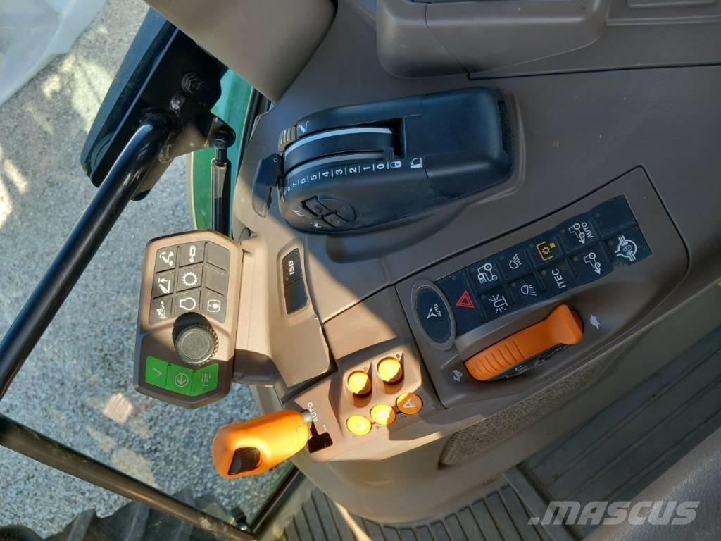 John Deere 5125 R Traktorji