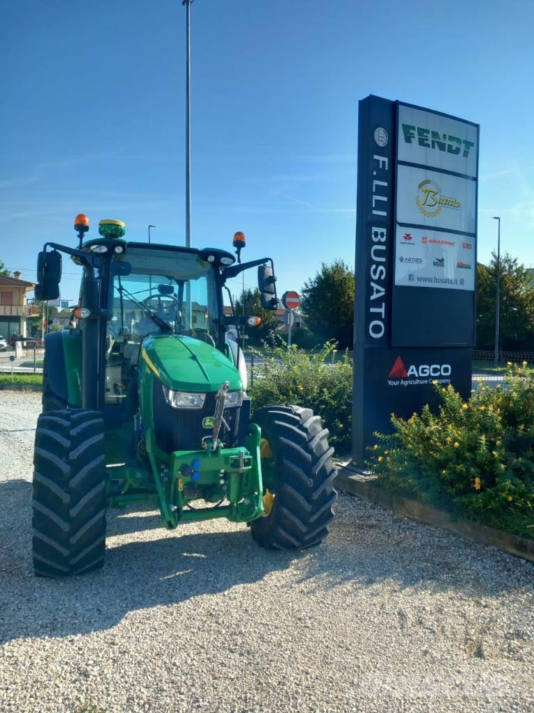John Deere 5125 R Traktorji