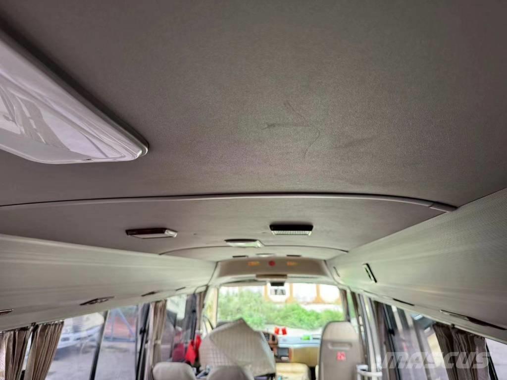 Toyota Coaster Bus Mini avtobusi