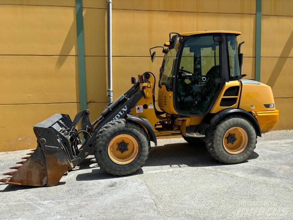 Volvo L 25 F Kolesni nakladalci