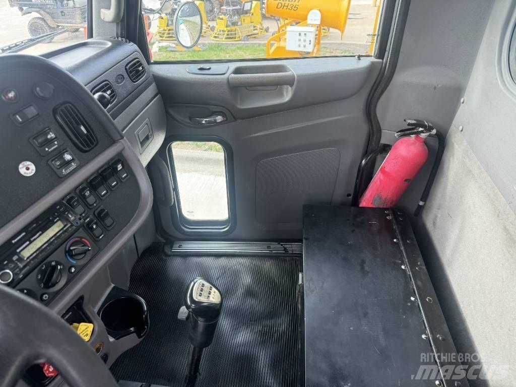 Peterbilt 384 Druge komponente