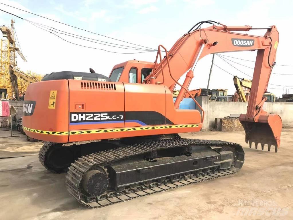 Doosan DH 225 LC-9 Bagri goseničarji
