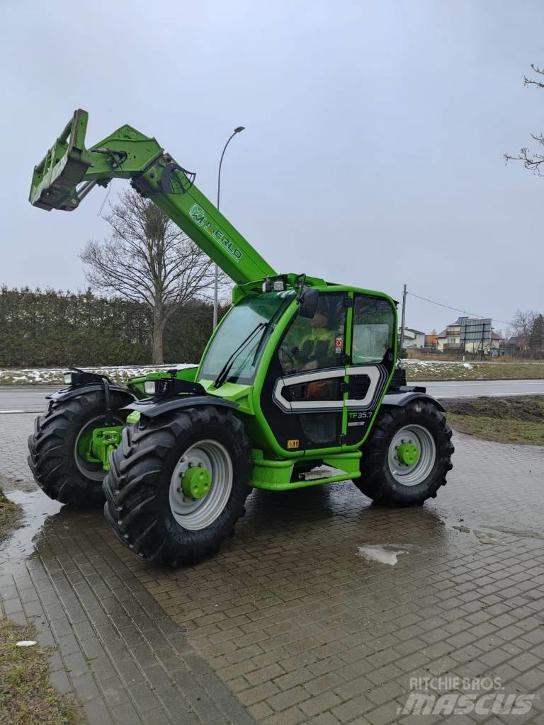 Merlo TF 35.7 Kmetijski teleskopski nakladalci