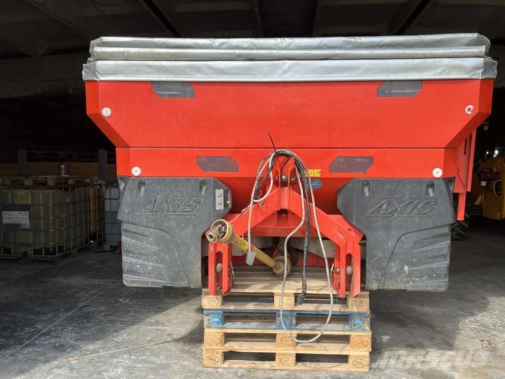Kuhn 40.1W Trosilniki mineralnega gnojila