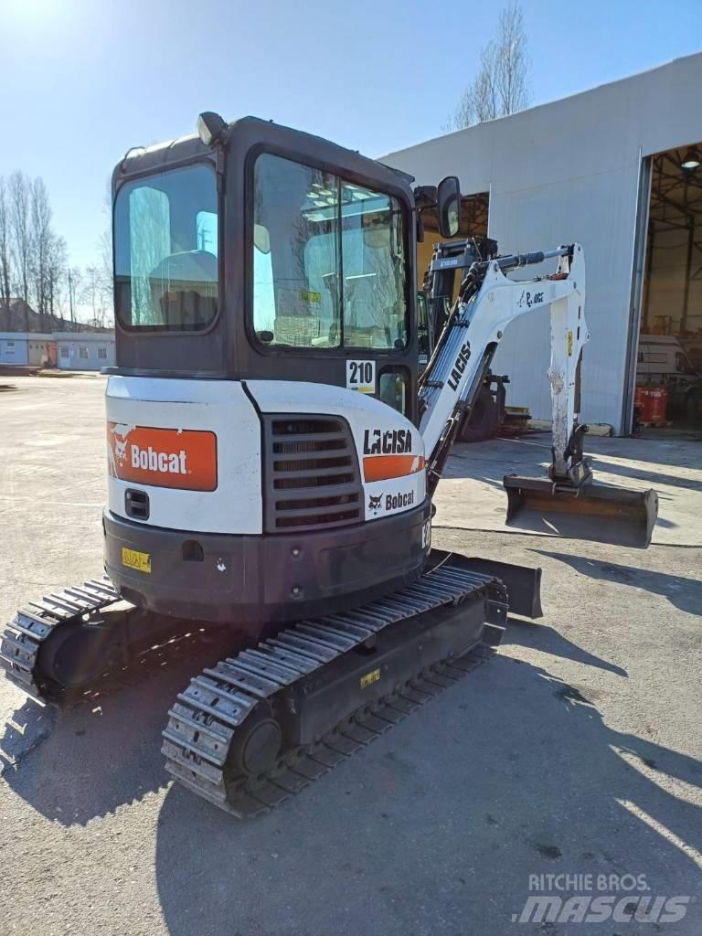 Bobcat E26 Mini bagri <7t