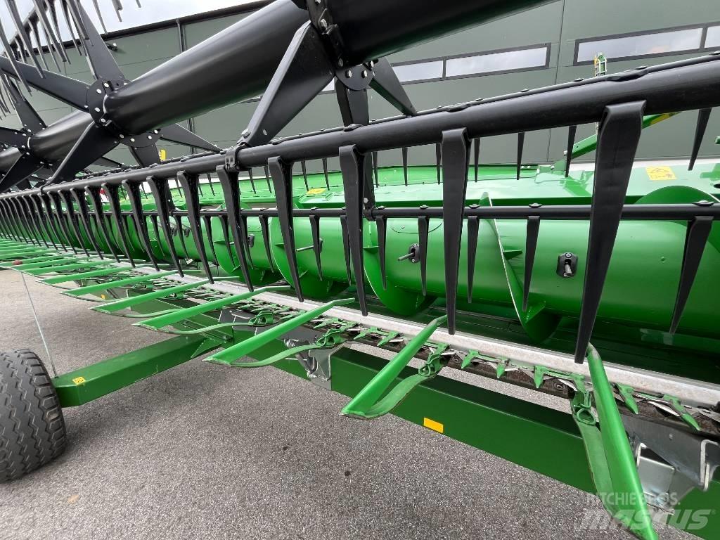 John Deere T 550 Kombajni