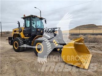 XCMG XC948U Kolesni nakladalci
