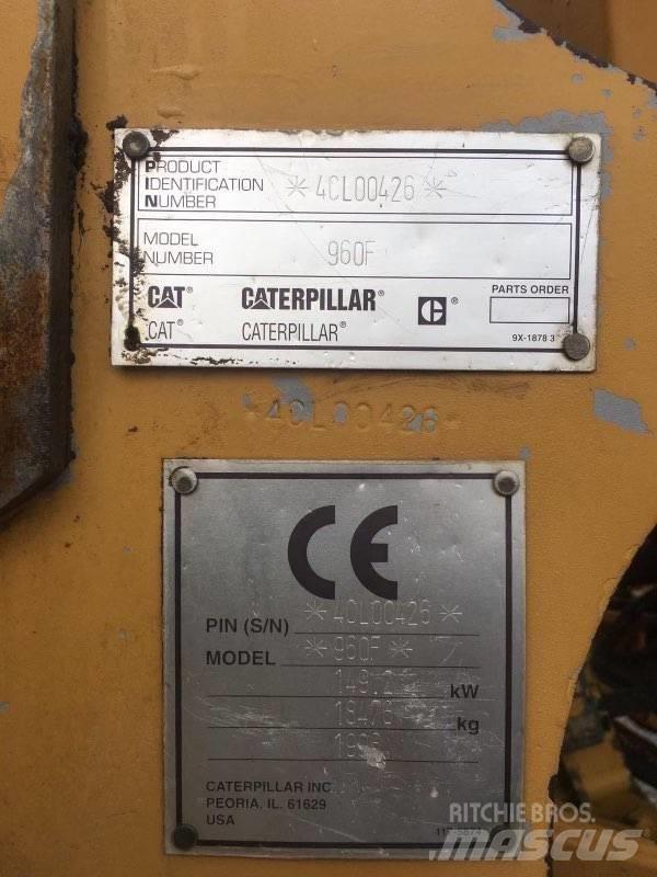 CAT 960 F Kolesni nakladalci