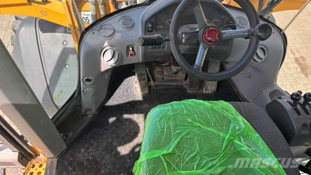 Volvo L 90 G Kolesni nakladalci
