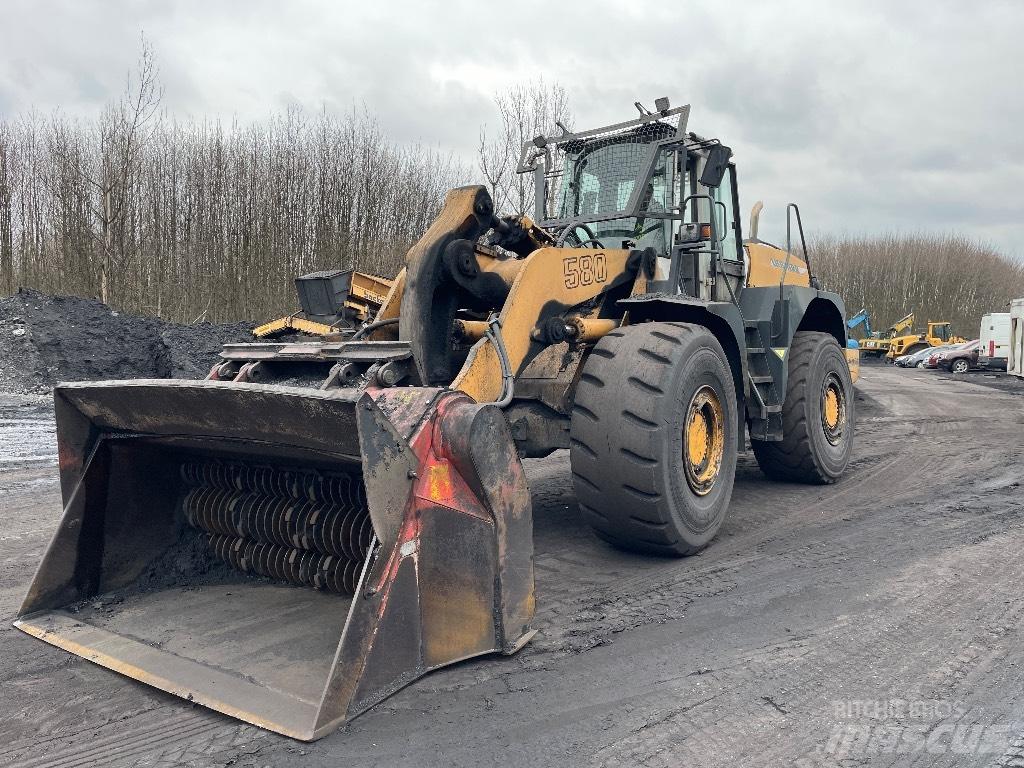 Liebherr L 580 Kolesni nakladalci