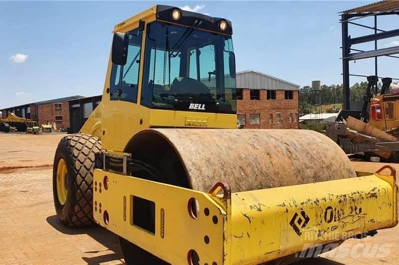 Bomag BW212D-40 Kombinirani valjarji